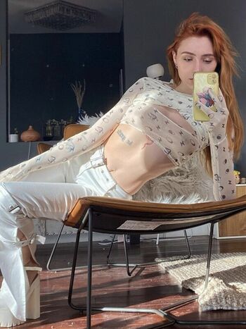 Full leaked Supposedlyjulia private onlyfans photo