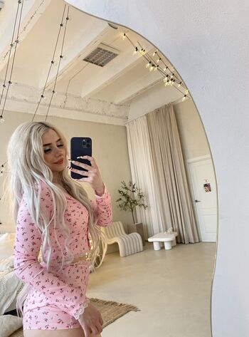 Full leaked Sveta sollar page private onlyfans photo