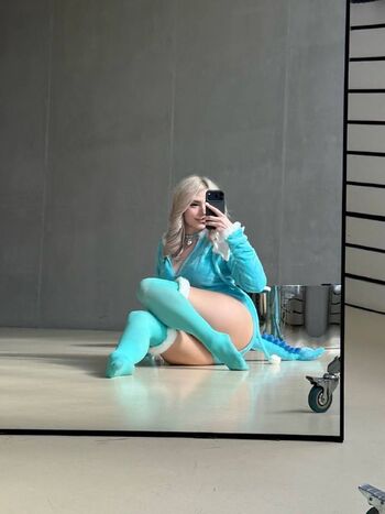 Full leaked Sveta sollar page private onlyfans photo
