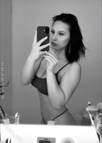 Full leaked Sxeta private onlyfans photo
