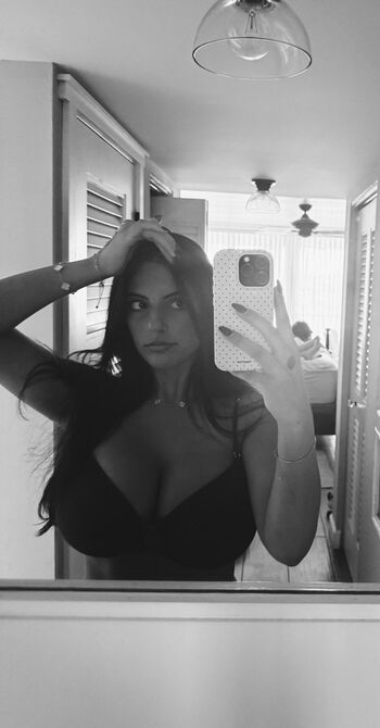 Full leaked Sydney monello page private onlyfans photo