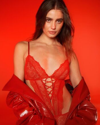 Taylor Hill