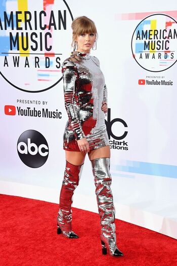 Full leaked Taylor swift  page private onlyfans photo