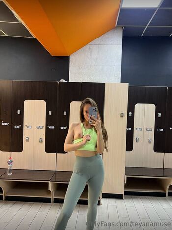 Full leaked Teyanamuse private onlyfans photo