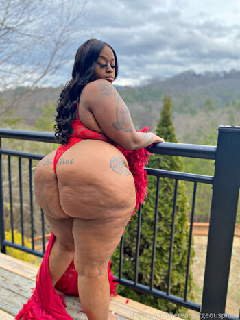 TheRealGorgeousplush