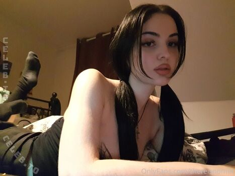 Full leaked Thereisnomilk private onlyfans photo