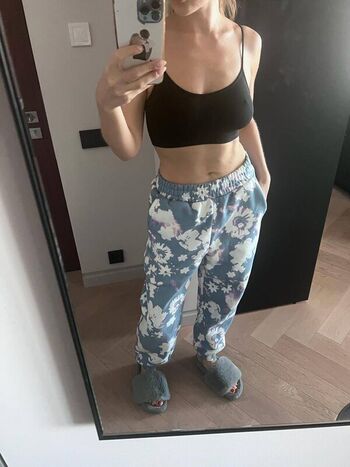 Full leaked Tina karol page private onlyfans photo