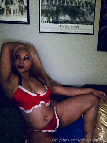 Full leaked Tittiesnlipstck private onlyfans photo