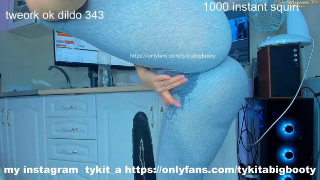 Full leaked Tykit a private onlyfans photo