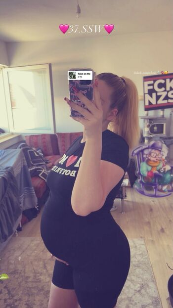 Full leaked Uptempo lea private onlyfans photo