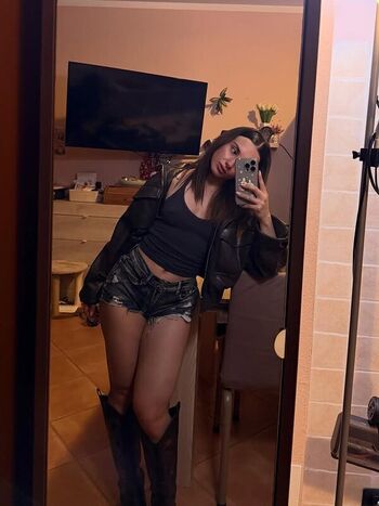 Full leaked Ureo private onlyfans photo