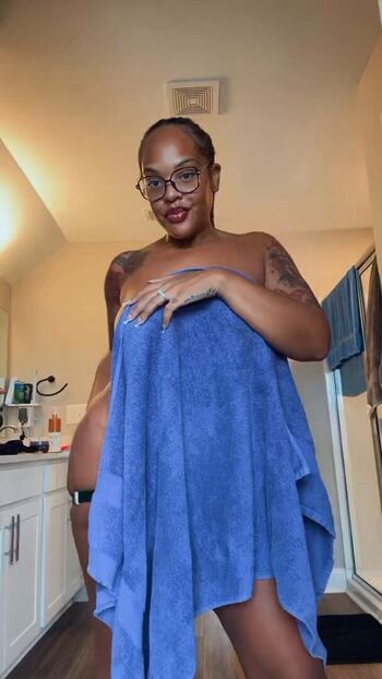 Full leaked Urfaveriri private onlyfans photo