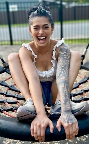 Full leaked Val merza private onlyfans photo