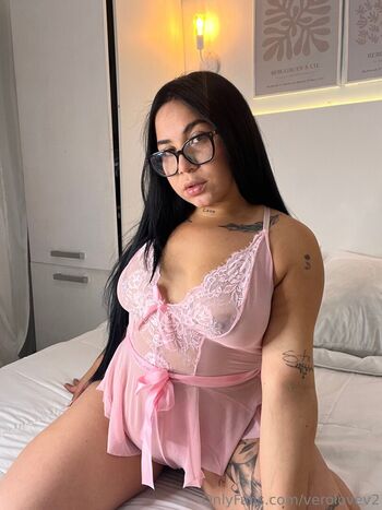 Full leaked Verolovev private onlyfans photo