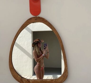 Full leaked Veronicarochee private onlyfans photo