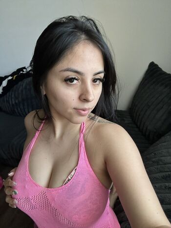 Full leaked Viannneyyyyy private onlyfans photo