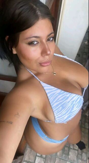 Full leaked Vicky zoto private onlyfans photo
