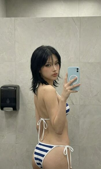 Full leaked Vivian private onlyfans photo