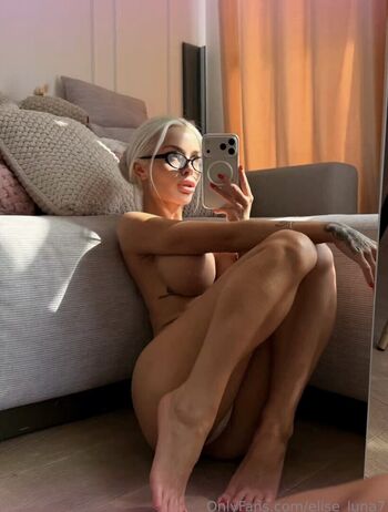 Full leaked Vlada capeloon page private onlyfans photo