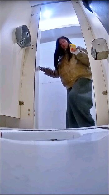 Full leaked Voyeur asian pissing toilet amp upskirts only private onlyfans photo