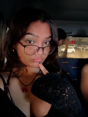 Full leaked Vrindardddd private onlyfans photo