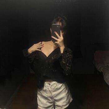 Full leaked Waifumishka private onlyfans photo