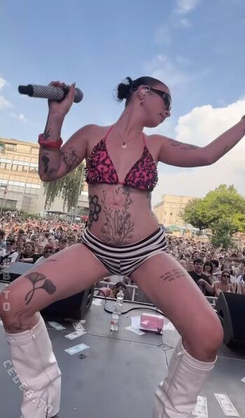 Full leaked Wasmachtvicky private onlyfans photo