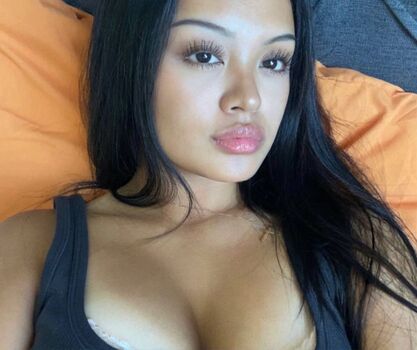 Full leaked Nikki barlowe / private onlyfans photo