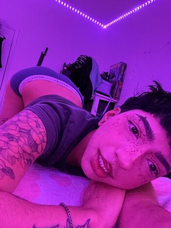 Full leaked Whosluxxx private onlyfans photo