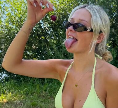 Full leaked Wieke private onlyfans photo