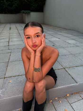 Full leaked Wiktoria niekao page private onlyfans photo