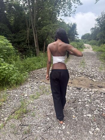 Full leaked Women with long torso private onlyfans photo