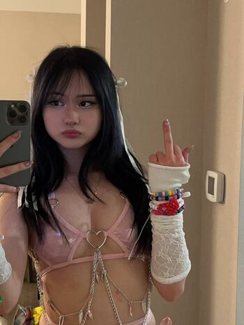 Full leaked Worshipkiwi private onlyfans photo