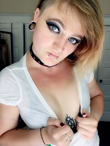 Full leaked Wreckmyshit private onlyfans photo