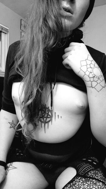 Full leaked Wreckmyshit private onlyfans photo