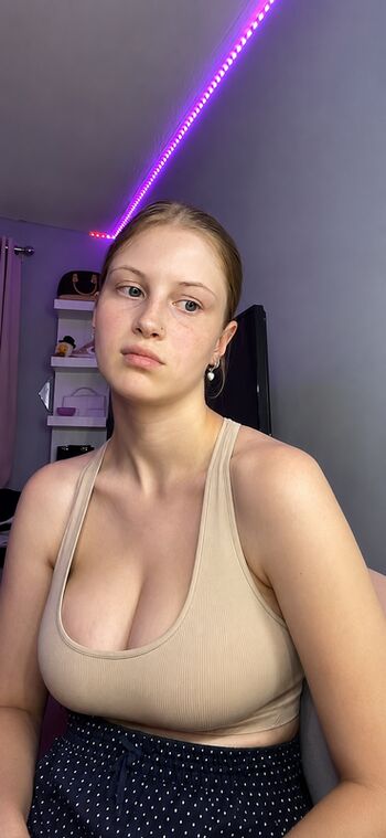 Full leaked Xbellarse private onlyfans photo