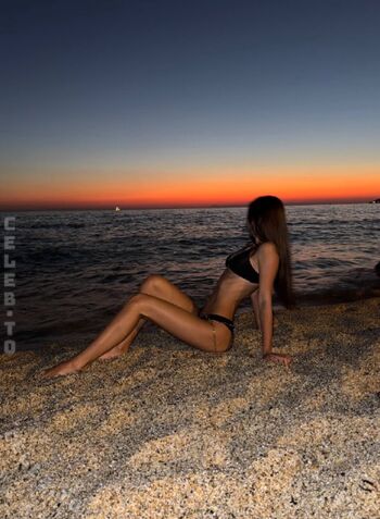 Full leaked Xdshka private onlyfans photo
