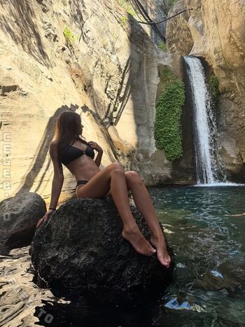 Full leaked Xdshka private onlyfans photo