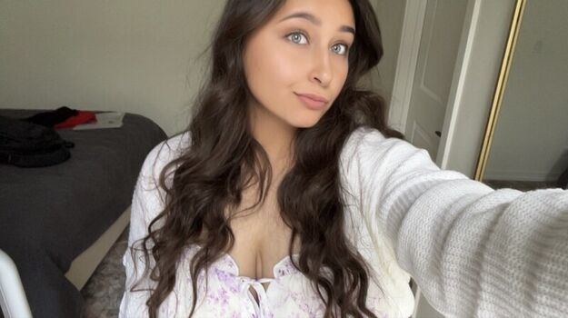 yagirlsarina24