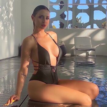 Full leaked Yasmine rahmoune private onlyfans photo