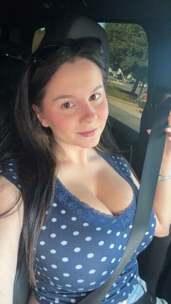 Full leaked Yellz private onlyfans photo