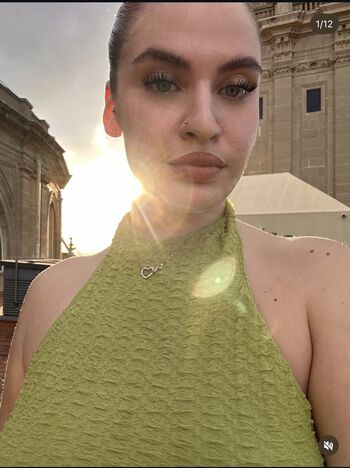 Yourgirlalexandra