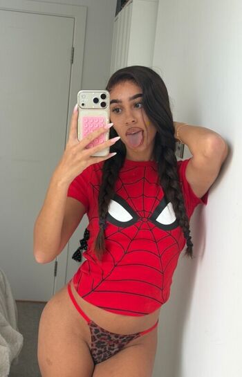 Full leaked Yourtwinss private onlyfans photo