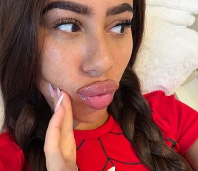 Full leaked Yourtwinss private onlyfans photo