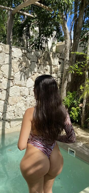 Full leaked Youssra rabatia private onlyfans photo