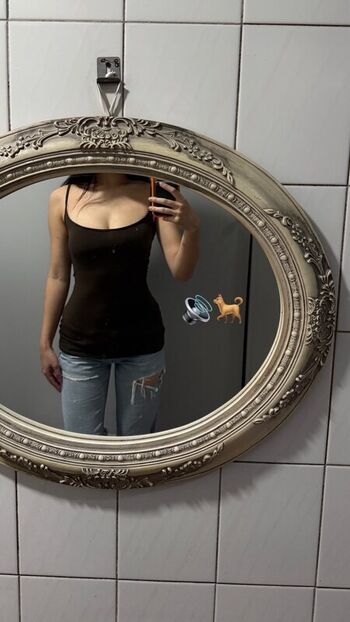 Full leaked Yujin page private onlyfans photo