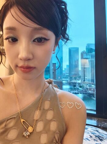 Full leaked Yuqi page private onlyfans photo