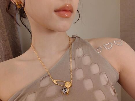 Full leaked Yuqi private onlyfans photo