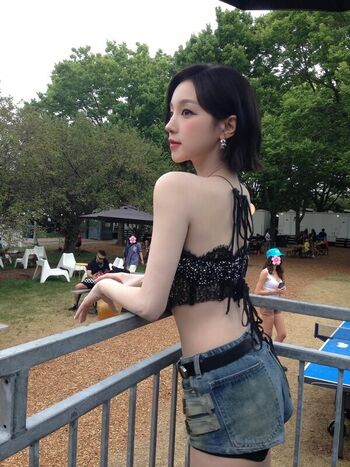 Full leaked Yuqi private onlyfans photo