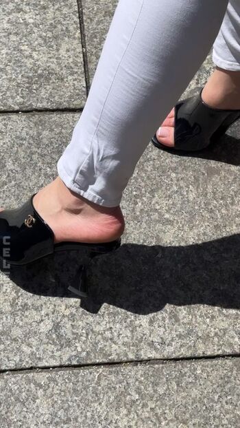 Full leaked Zlan private onlyfans photo